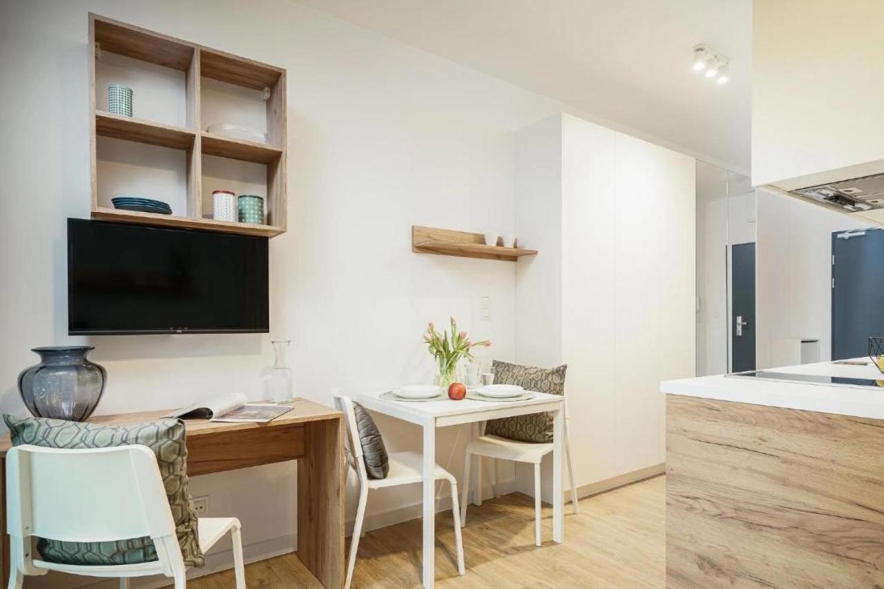 Apartamenty Na Jaworskiej ヴロツワフ エクステリア 写真